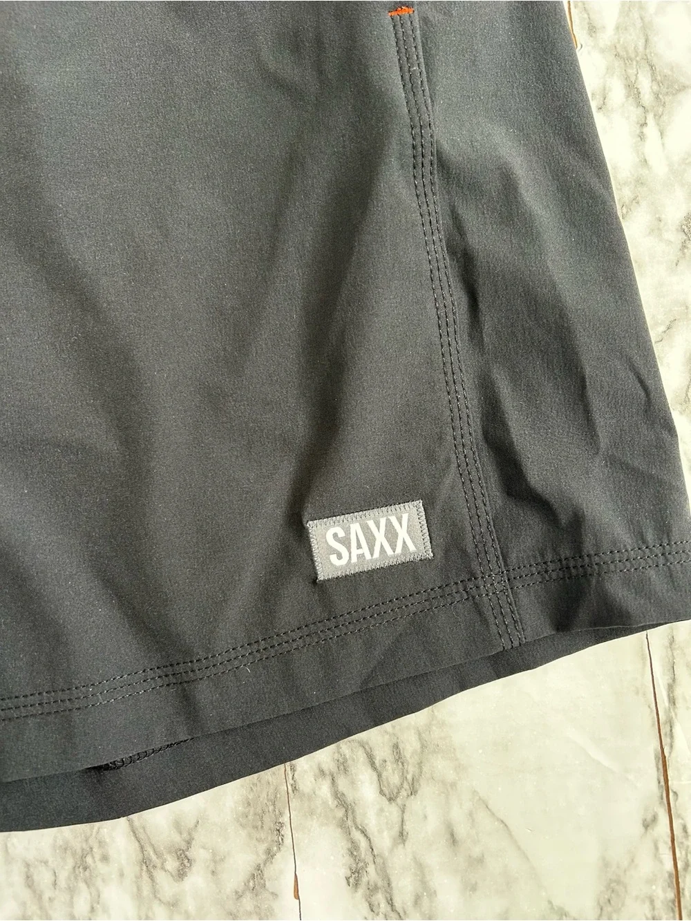 SAXX men’s size 34 Betawave 2 in 1 Swim Shorts lined ballpark pouch Boardie 17”